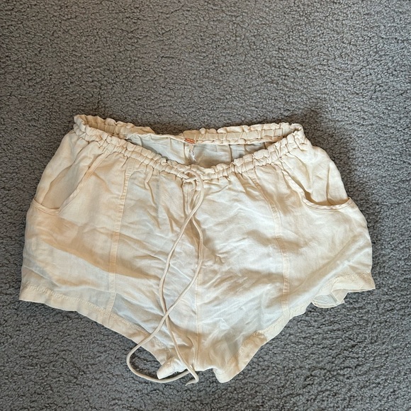 Free people Pull on shorts - Picture 2 of 4